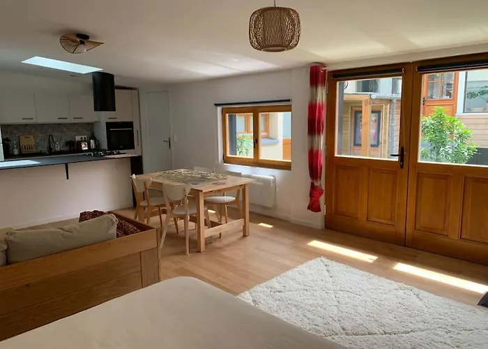 Grand Apartment